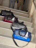 Grand sac de voyage, sac de fitness, sac d'entraînement – Image 9