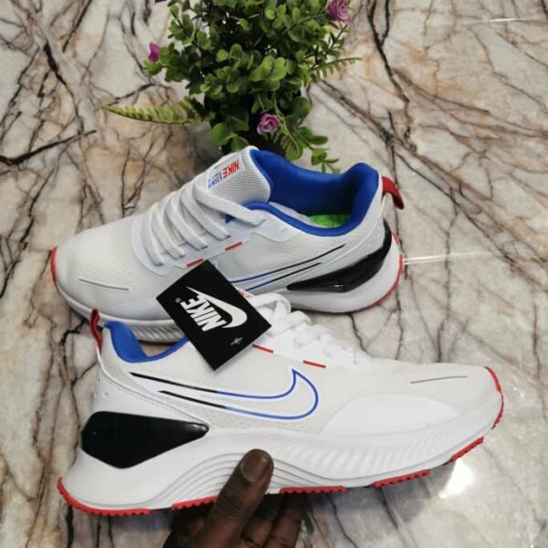 Chaussures sneakers décontractées légères et résistantes, pour le jogging, quotidien et les promenades décontractées.