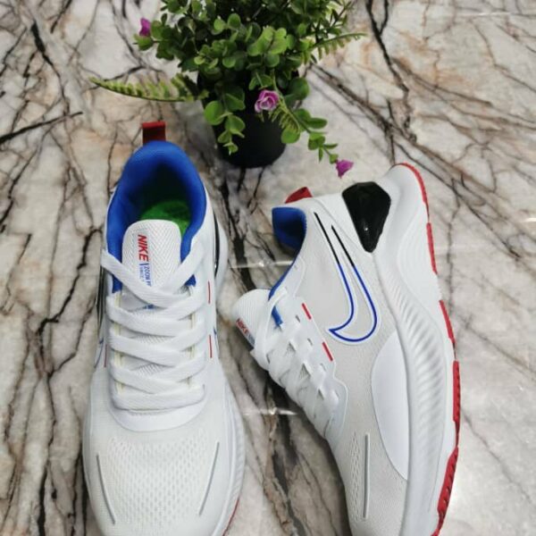 Chaussures sneakers décontractées légères et résistantes, pour le jogging, quotidien et les promenades décontractées.