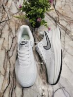 Chaussures sneakers décontractées légères et résistantes, pour le jogging, quotidien et les promenades décontractées.