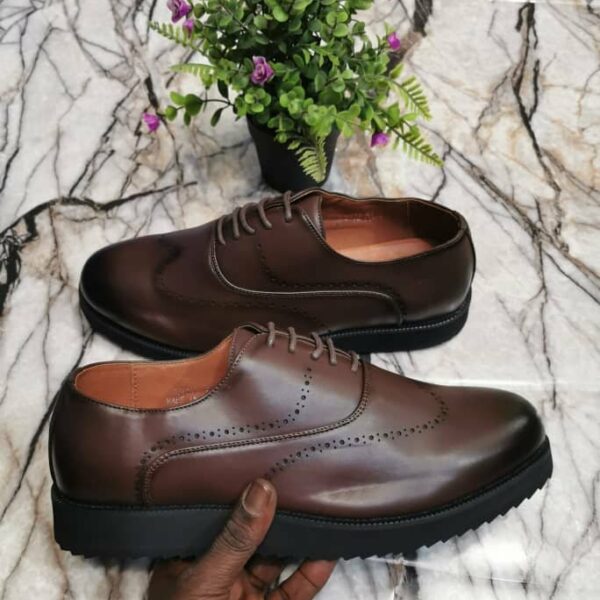 Chaussures de ville classique décontractées en cuir pour hommes, confortables