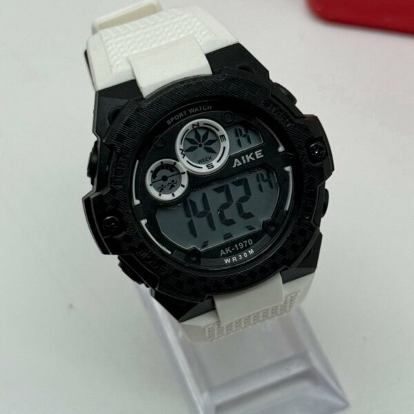 Montre de classe  élégante– Style intemporel et raffiné.