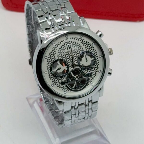 Montre de classe  élégante– Style intemporel et raffiné.