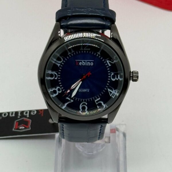 Montre de classe  élégante– Style intemporel et raffiné.