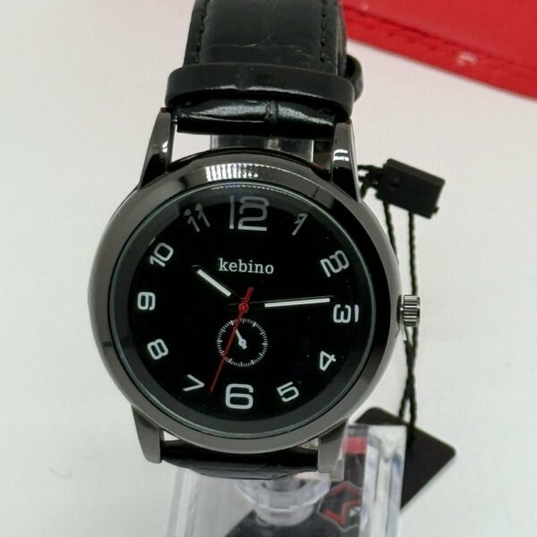 Montre de classe  élégante– Style intemporel et raffiné.