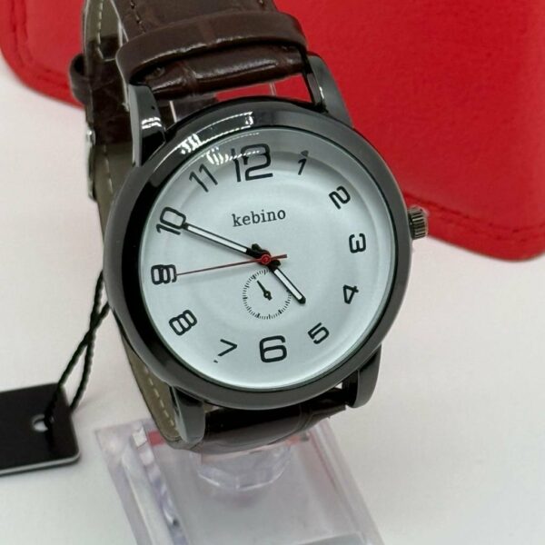 Montre de classe  élégante– Style intemporel et raffiné.