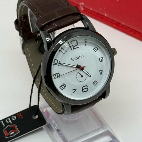 Montre de classe  élégante– Style intemporel et raffiné.