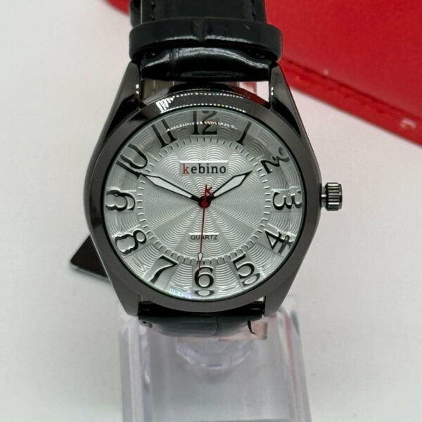 Montre de classe  élégante– Style intemporel et raffiné.