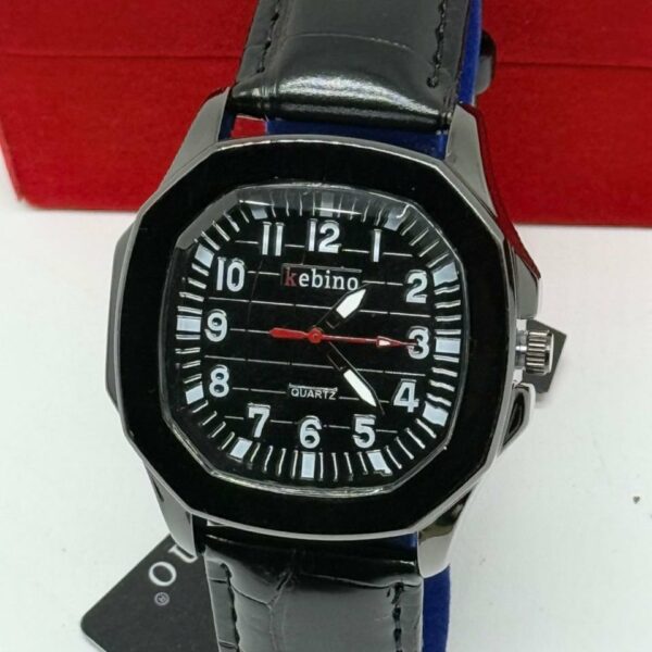 Montre de classe  élégante– Style intemporel et raffiné.