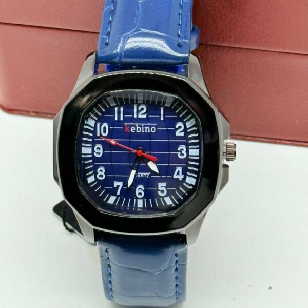 Montre de classe  élégante– Style intemporel et raffiné.