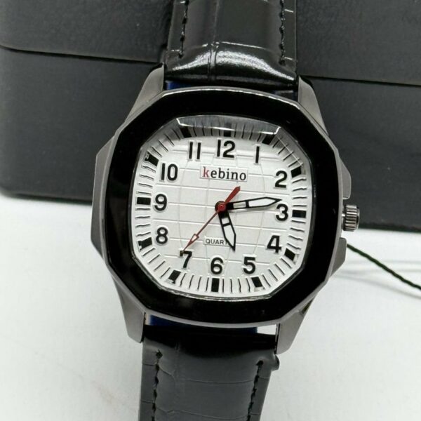 Montre de classe  élégante– Style intemporel et raffiné.