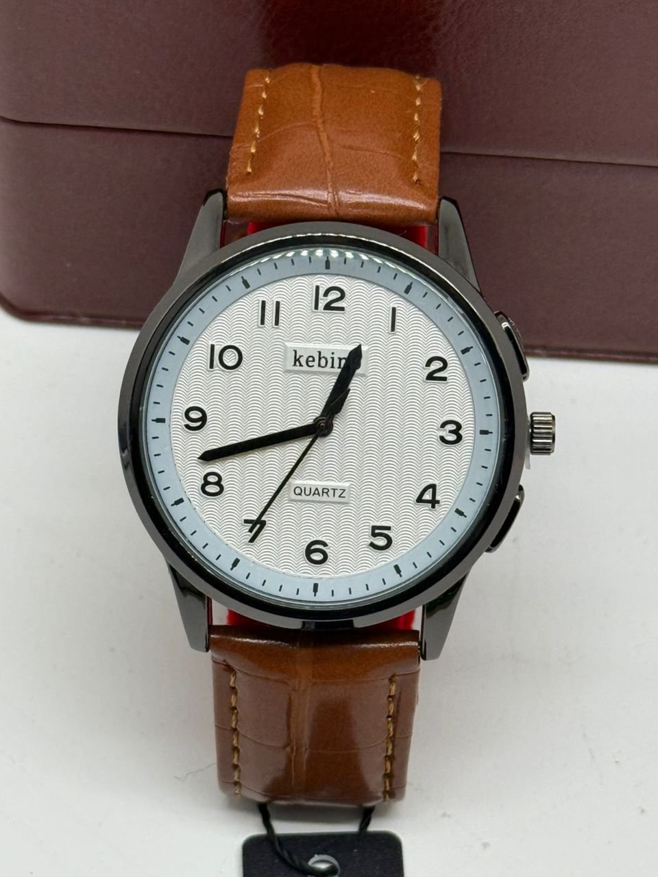 2025/10/IMG-20251023-WA0106-2.jpg Montre de classe élégante– Style intemporel et raffiné. – Image 1