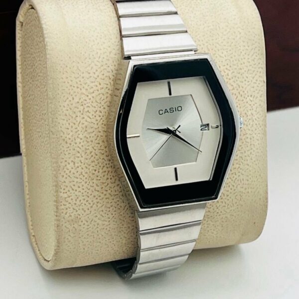 Montre de classe  élégante– Style intemporel et raffiné