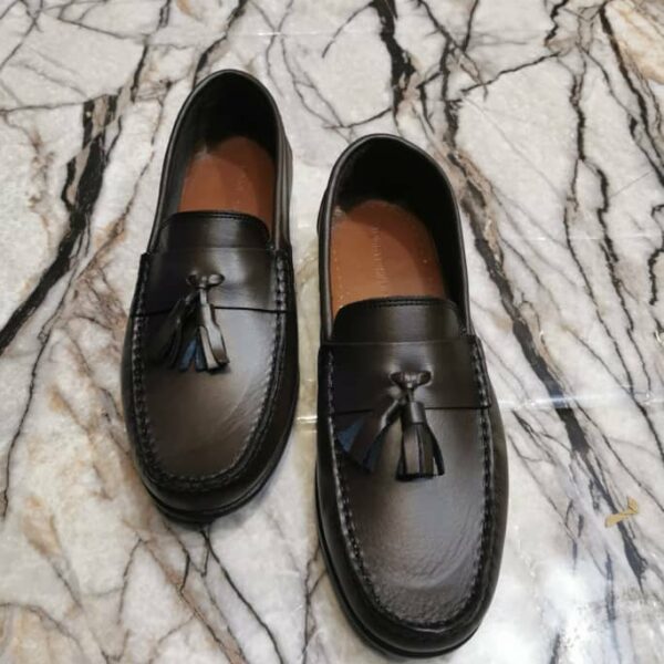 Mocassin Homme en Cuir Véritable – Élégance et Confort