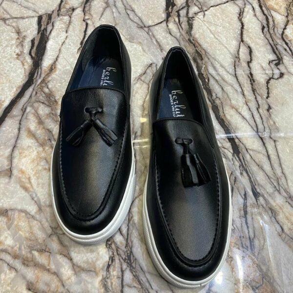 Chaussures de ville classique en cuir veritable pour hommes, confortables