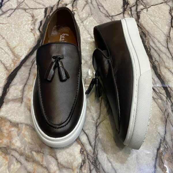 Chaussures de ville classique en cuir veritable pour hommes, confortables