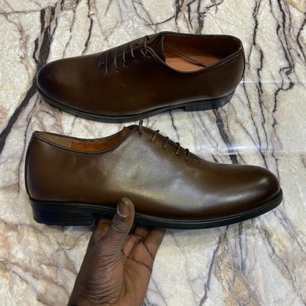 Chaussures de ville classique en cuir veritable pour hommes, confortables