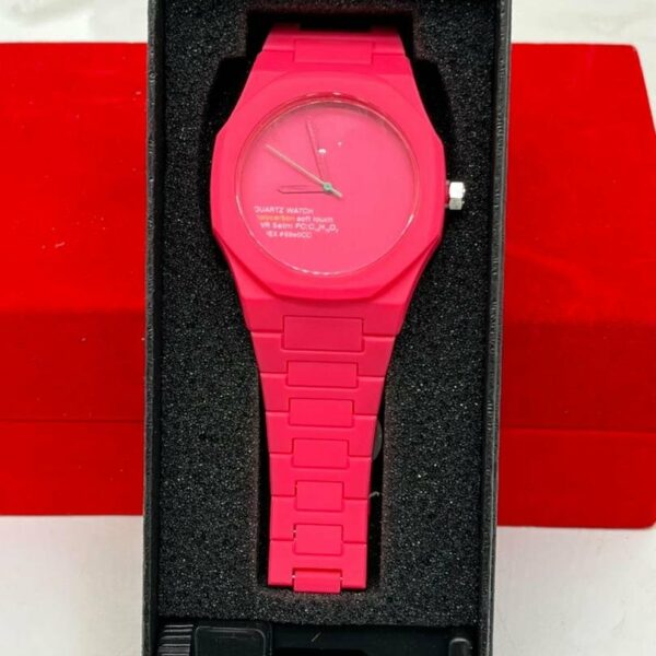 Montre de classe élégante + 𝗯𝗼𝗶𝘁𝗲 + 𝗱𝗲𝗺𝗼𝗻𝘁𝗲 𝗺𝗮𝗶𝗹𝗹𝗼𝗻𝘀 – Style intemporel et raffiné -