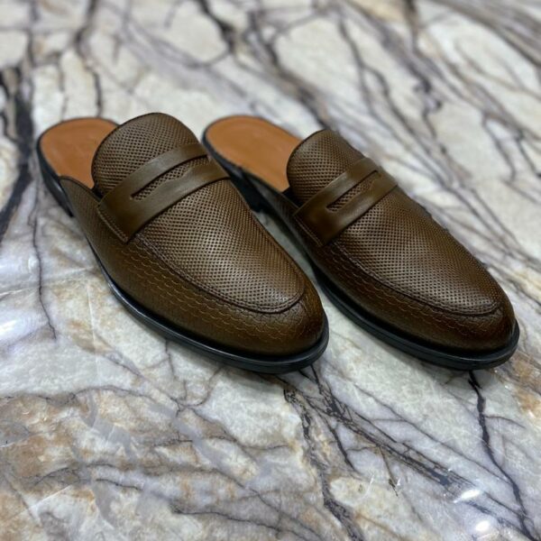 chaussure babouche moderne en cuir 100%