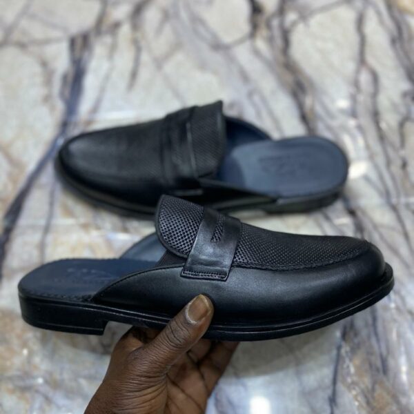 chaussure babouche moderne en cuir 100%